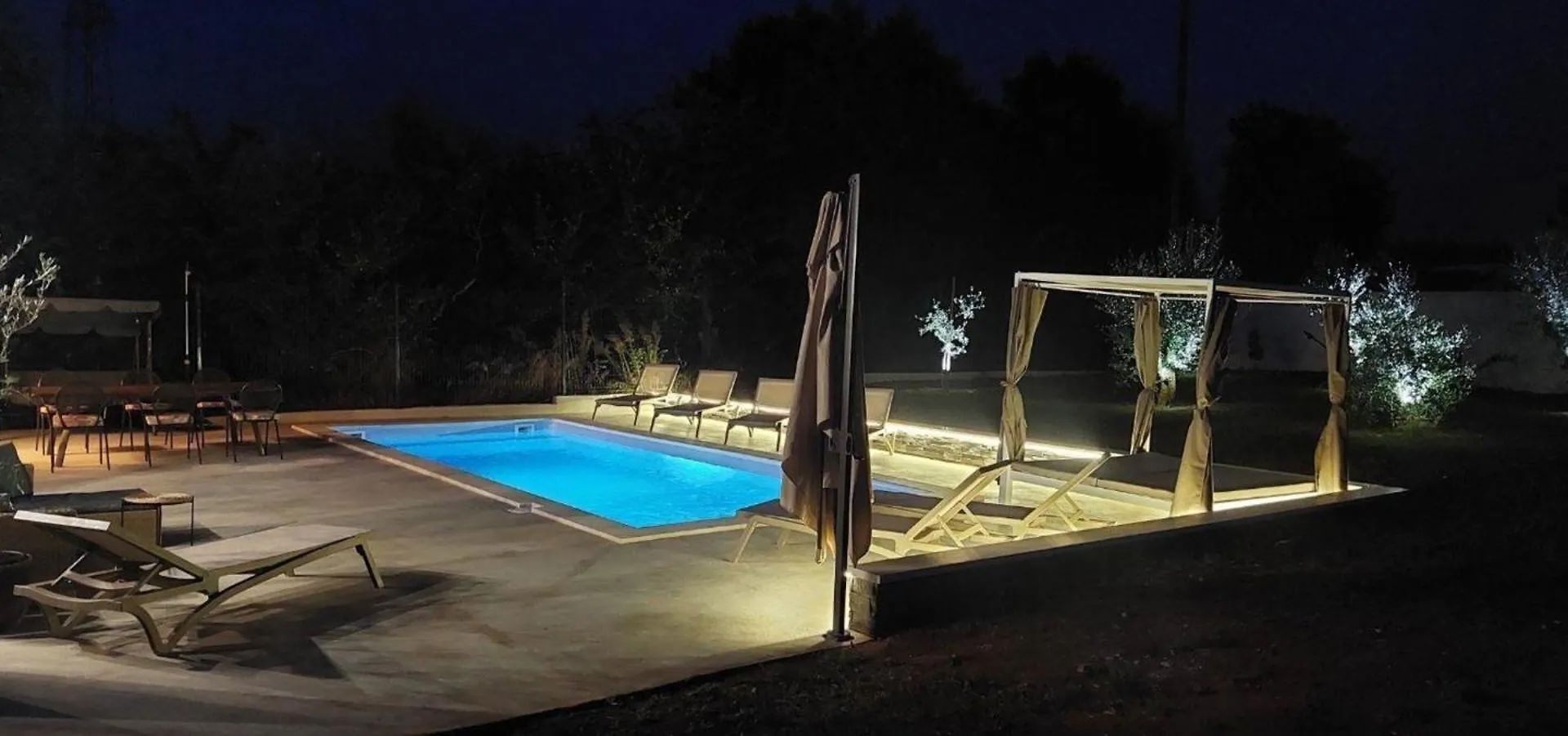 Hacienda Matea Mit Whirlpool, Pool Und Grill Villa Pula