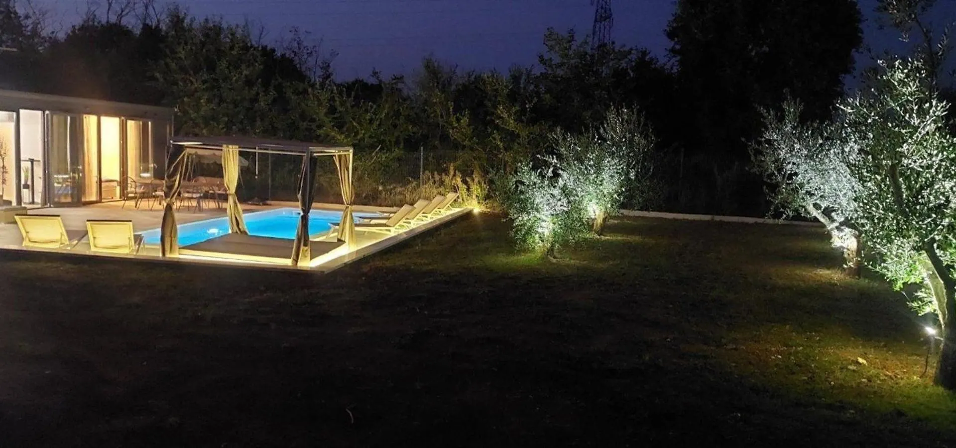 Holiday home Hacienda Matea Mit Whirlpool, Pool Und Grill Villa Pula